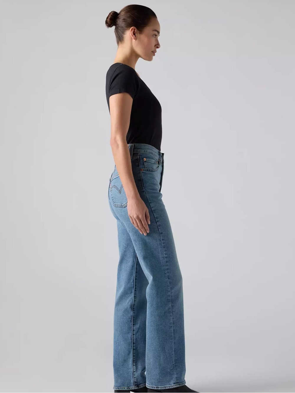 Levi’s Ribcage - Picture 2 of 12